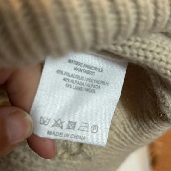 EUC VANESSA BRUNO women’s light beige crewneck sweater size medium - Picture 4 of 6